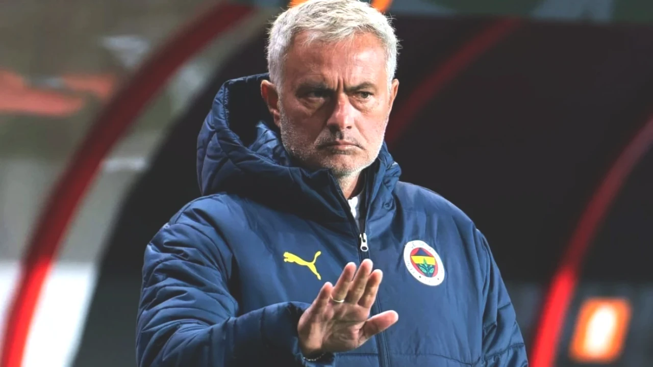Fenerbahçe'nin Yeni Hedefi: José Mourinho'dan Şampiyonluk Müjdesi!