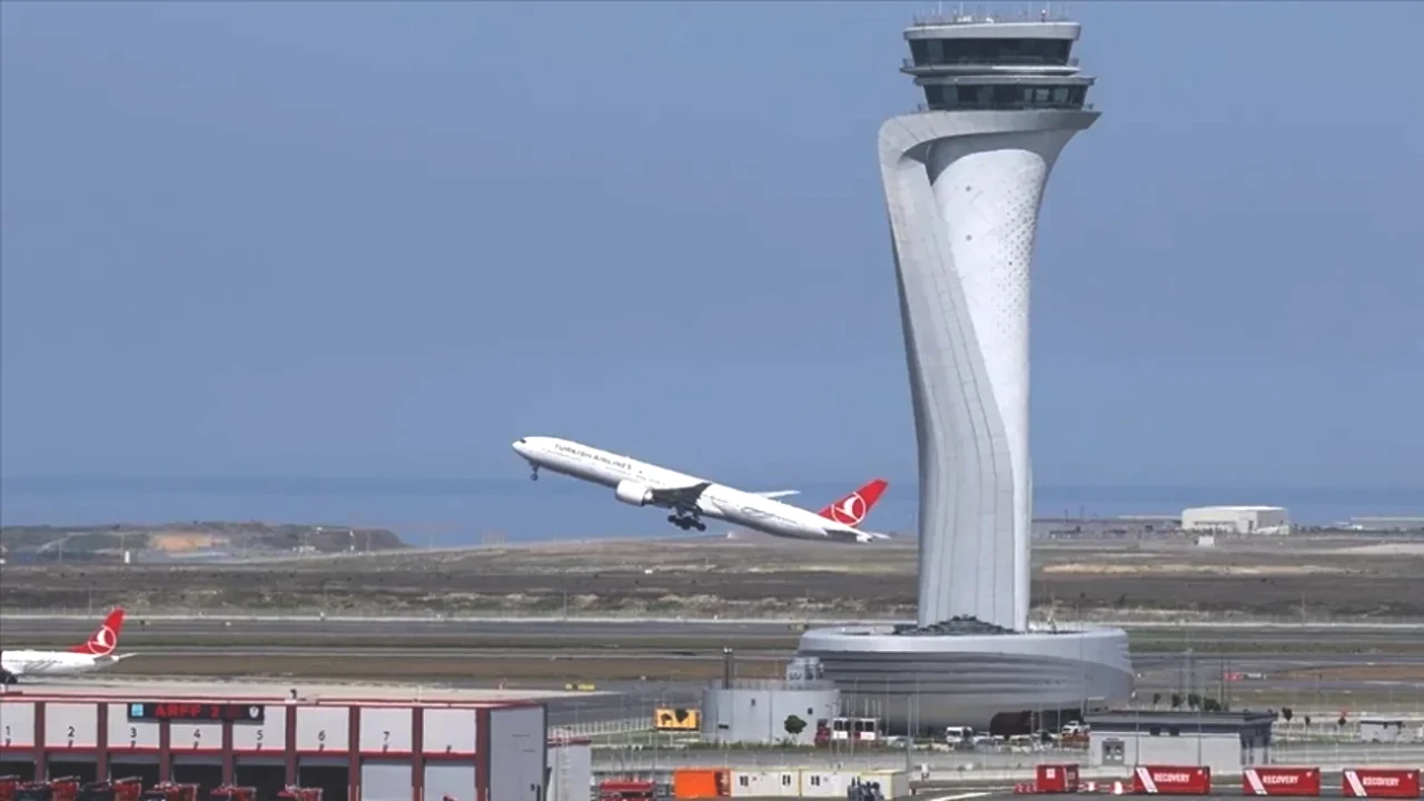 İstanbul Havalimanı'nda Yolcu Sayısında Tarihî Rekor Kırıldı!