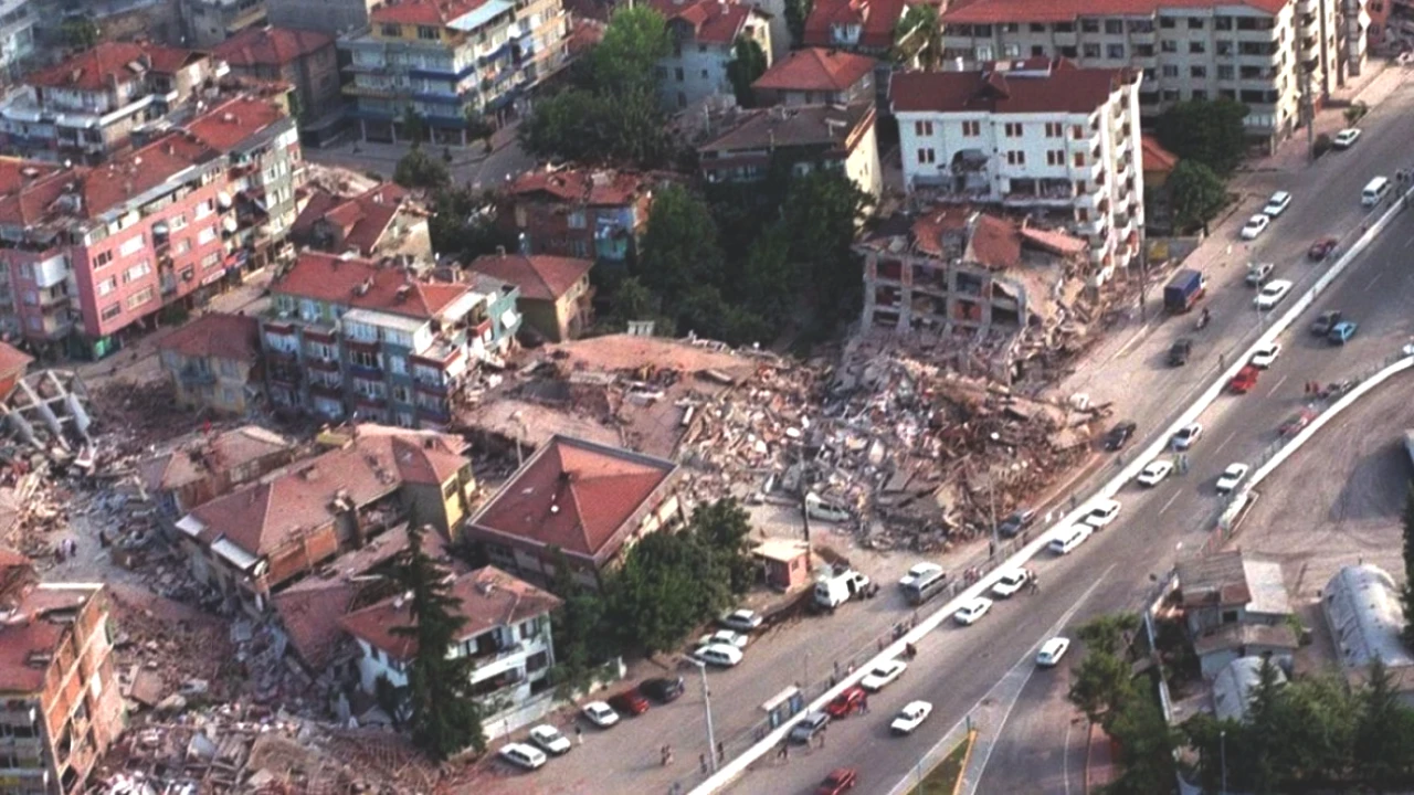 İstanbul'da Deprem Tehlikesi! Korkutan Verilerle Acil Uyarı Geldi!